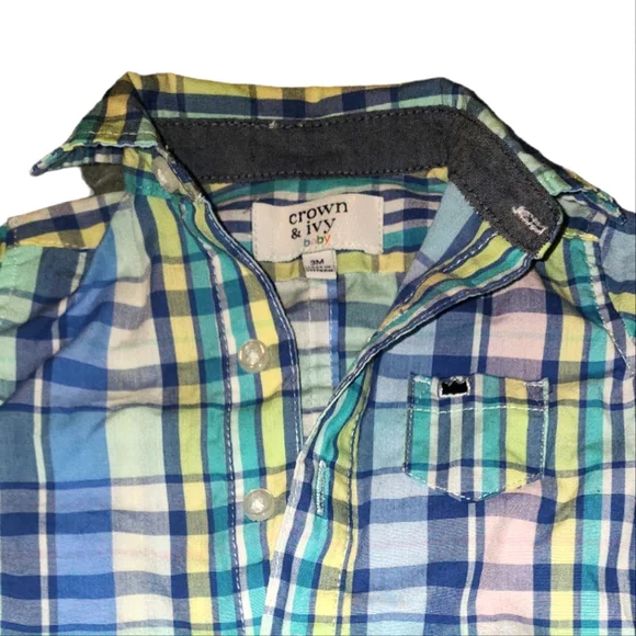 Boys plaid one piece pastel jumper- Crown and Ivy- 3M Button neckline - Picture 3 of 4